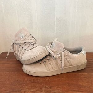 K-Swiss Light Gray Suede Low-Top Sneakers